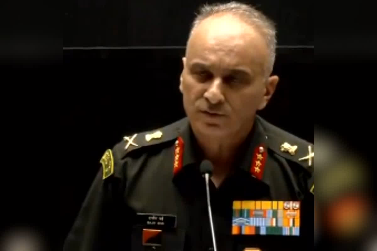 Operation Sindoor 1st Anniversary : भारत का वो ऑपरेशन जिसने हिला दिया पाकिस्तान, ऑपरेशन सिंदूर की गूंज आज भी जारी, पहली वर्षगांठ पर DGMO ने खोले बड़े राज