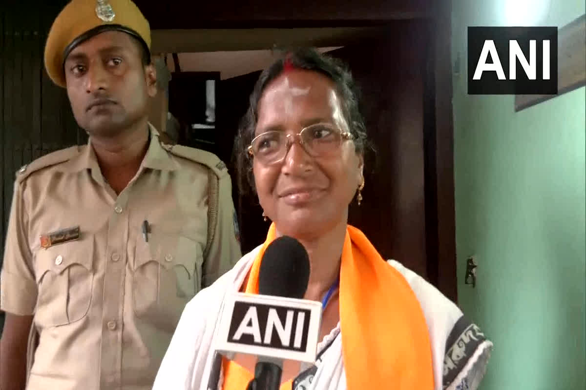 Panihati Assembly Election Result: महिला सुरक्षा बनाम सत्ता की अनदेखी का नारा लाया रंग, पानीहाटी सीट से रत्ना देबनाथ ने दर्ज की जीत, आरजी कर केस की पीड़िता की मां को भाजपा ने दिया था टिकट