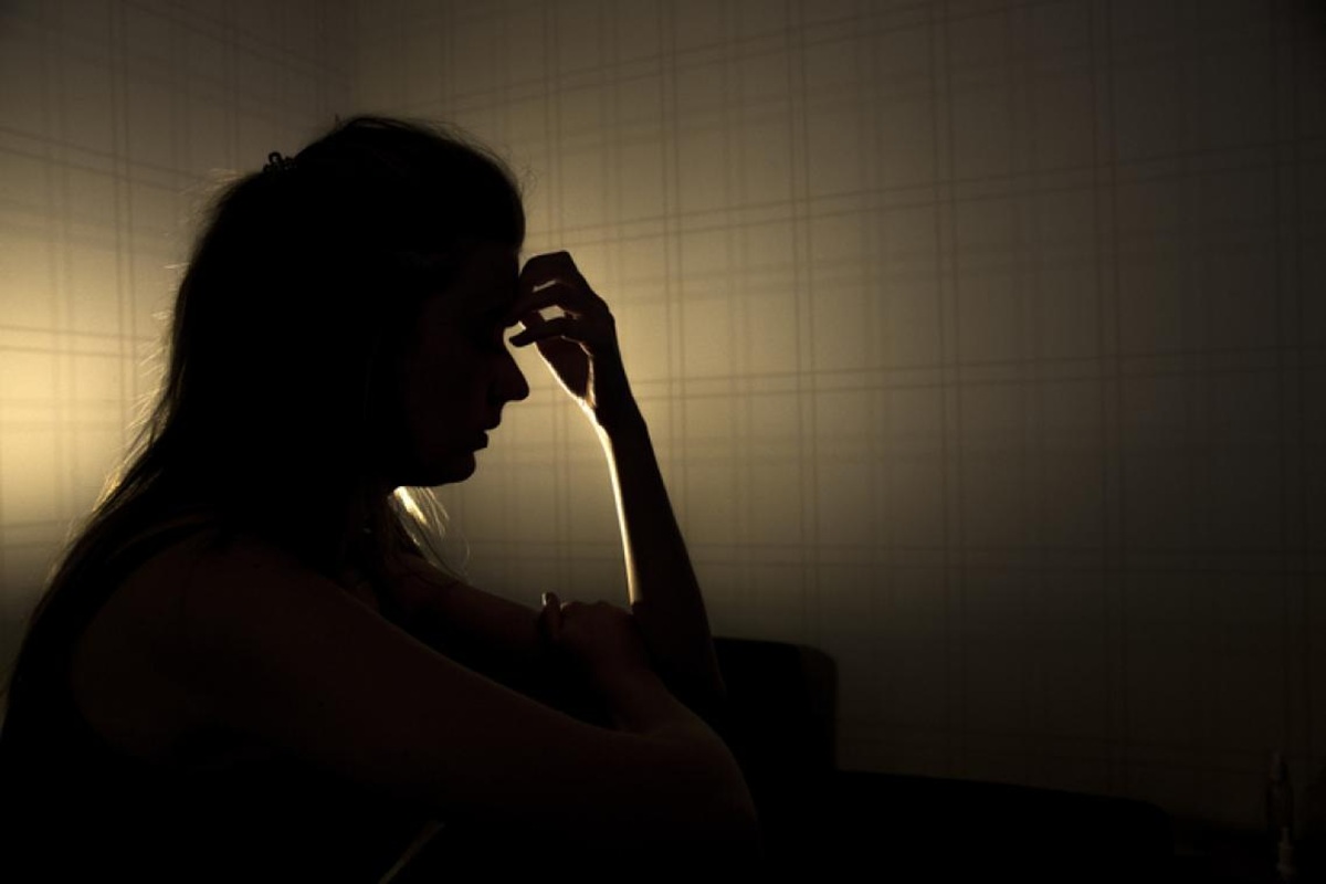 Rape News: शर्मसार हुआ पवित्र रिश्ता! कलयुगी बाप ने अपनी ही बेटी को बनाया हवस का शिकार, पहुंचा सलाखों के पीछे