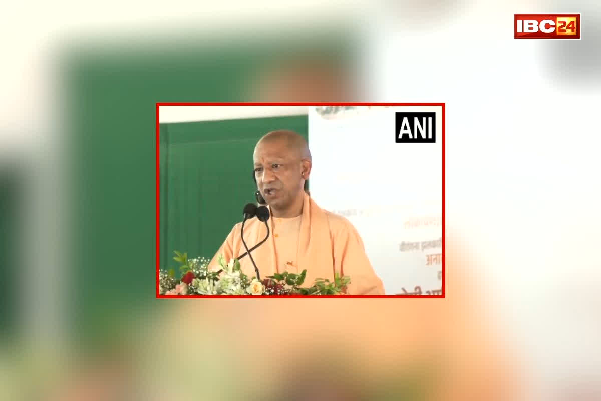 Ram Mandir Donation Case: ‘कारसेवकों पर गोली चलवाने वाले दे रहे उपदेश, जांच से सब हो जाएगा साफ’, राम मंदिर चंदा चोरी के आरोपों पर भड़के सीएम योगी, विपक्ष की लगाई क्लास