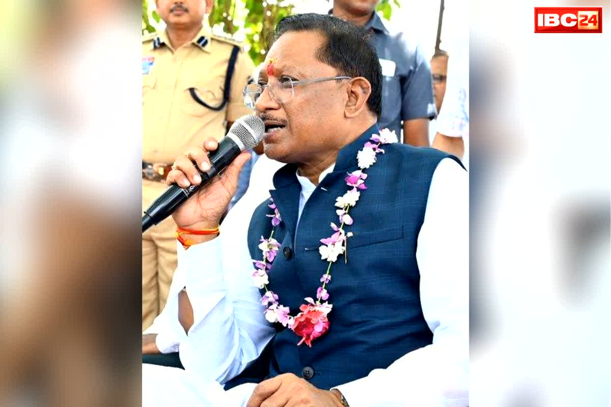 Chhattisgarh CM High Level Meeting: साय मंत्रिमंडल में फेरबदल नहीं बल्कि इससे भी बड़ा हुआ कुछ.. न अफसर, न मंत्री मंत्रियों के OSD को एंट्री.. चाय-पानी स्टाफ तक को नहीं मिली मीटिंग हॉल में आने की इजाजत