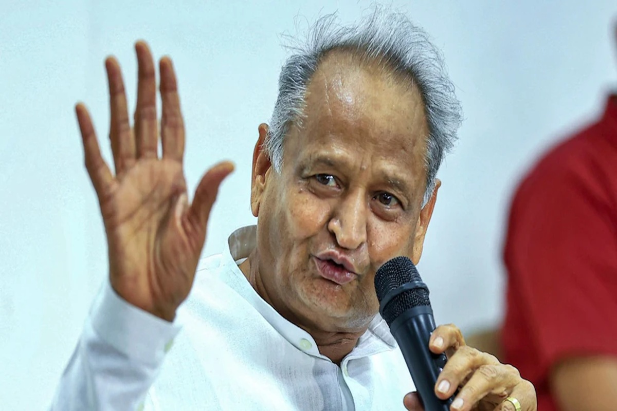 Ashok Gahlot Latest News: साजिश का शिकार हो गए पूर्व मुख्यमंत्री अशोक गहलोत? कहा-.. नहीं तो मैं बनता कांग्रेस अध्यक्ष, फिर छलका जादूगर का दर्द