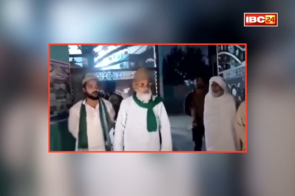 Hafiz Waris Viral Video: इमाम-ए-हुसैन से की असदुद्दीन ओवैसी की तुलना, विरोधियों के लिए कह दिए ये शब्द, AIMIM के इस नेता के बयान से मचा बवाल, देखें वीडियो