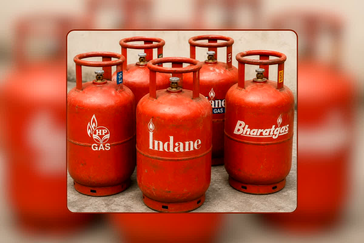 LPG Gas Cylender Rate Today: आज कितने में मिल रहा घरेलू गैस? 14.2 किलो वाले LPG सिलेंडर और कमर्शियल के नए रेट जानकर चौंक जाएंगे आप!