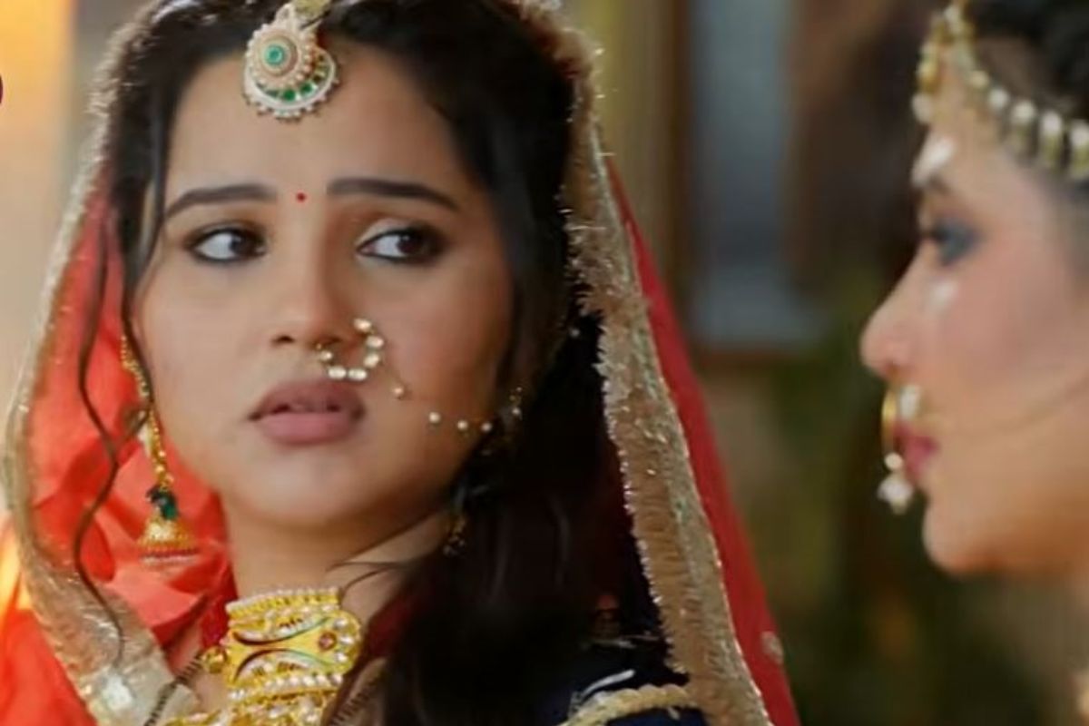Vasudha Upcoming Twist: वसुधा को मॉडल के रूप में देख, चंद्रिका का खौला खून! क्या समर की घिनौनी चाल बन जाएगी, चौहान परिवार की बर्बादी का कारण?