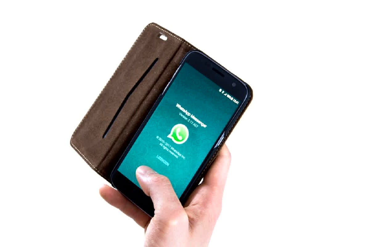 WhatsApp Web: हैरान कर देने वाला अपडेट! WhatsApp Web पर आया ग्रुप कॉलिंग का ऐसा फीचर जिसने सबको चौंका दिया, अब नहीं पड़ेगी फोन की जरूरत