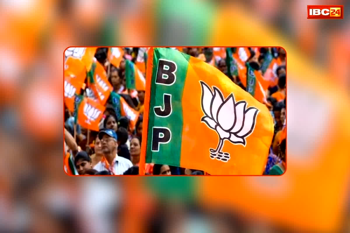 Bilaspur Municipal Corporation Dispute : शहर सरकार में ‘कुर्सी कांड’! महापौर के खिलाफ अपने ही पार्षदों ने खोला मोर्चा, बीजेपी में मचा घमासान