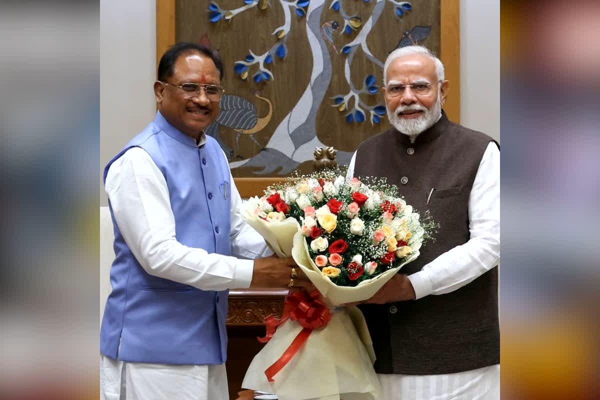 PM Narendra Modi 12 Years: नक्सल उन्मूलन से लेकर अधोसरंचना विकास तक.. पीएम मोदी के कार्यकाल में छत्तीसगढ़ को मिली कई सौगातें, CM विष्णुदेव साय ने पत्र लिखकर जताया आभार