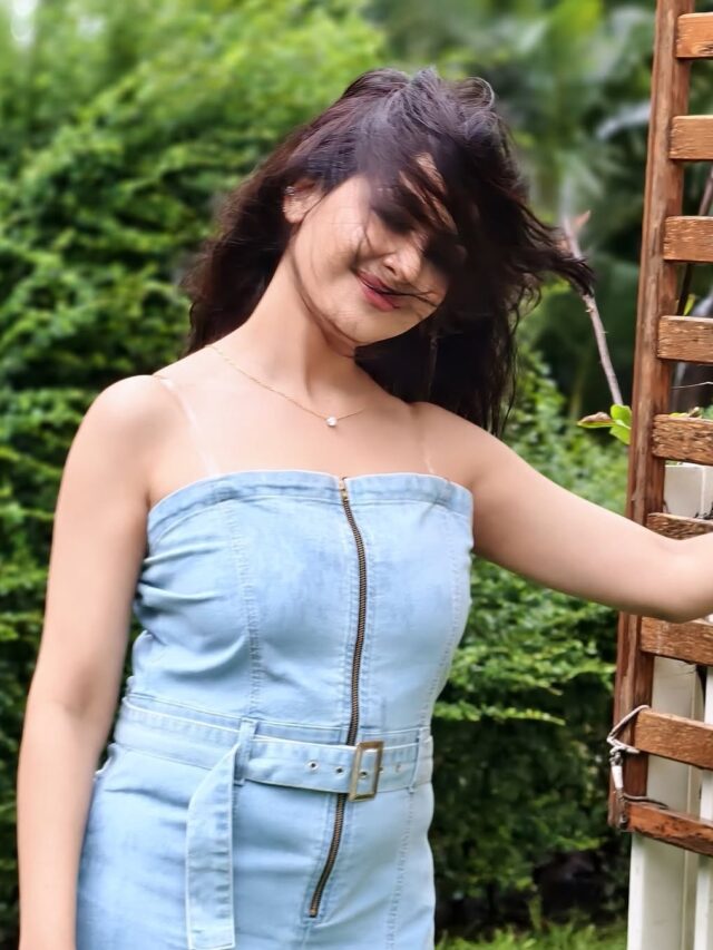 Shubhangi Atre Hot Pics: इस टीवी एक्ट्रेस ने करवाया हुस्न का दीदार, शेयर की हद से ज्यादा बोल्ड तस्वीरें, देखें आप भी