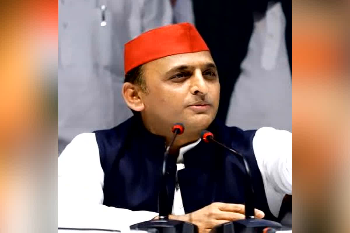 Samajwadi Party Split News : सपा में भी बगावत की चिंगारी! TMC और शिवसेना की तरह क्या ‘साइकिल’ भी होने वाली है पंचर? राजभर के दावे से मचा सियासी भूचाल