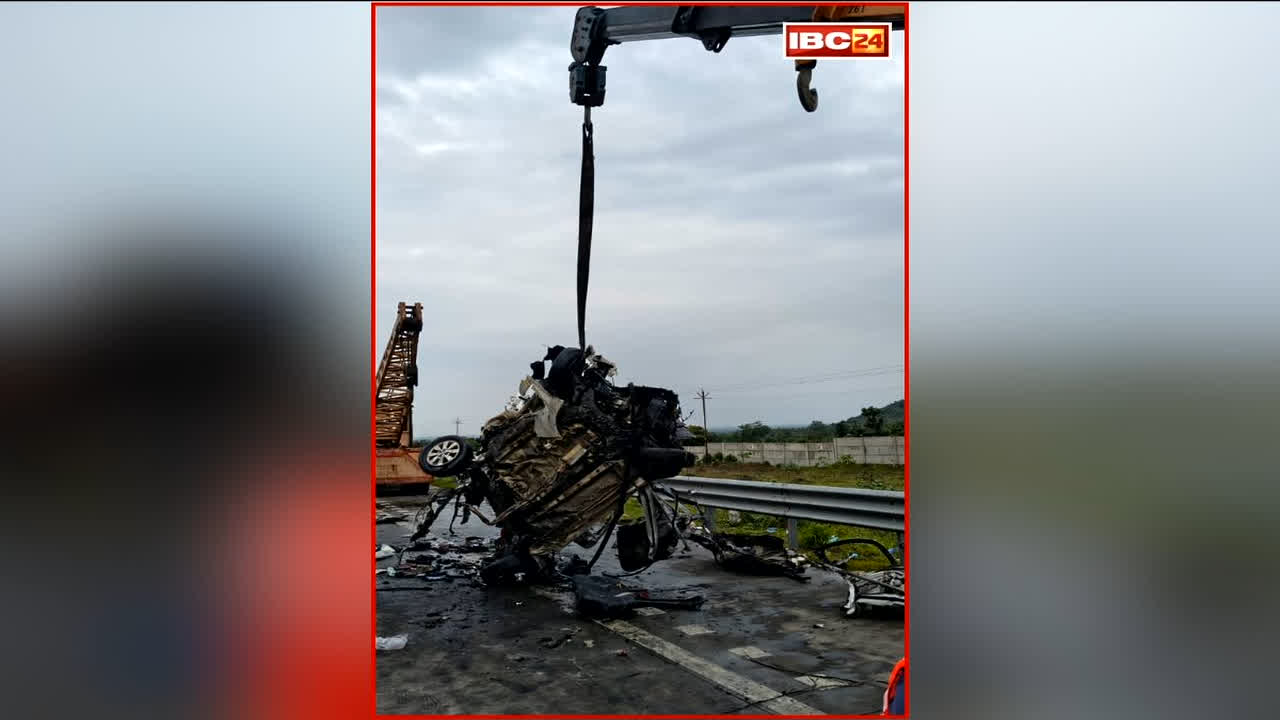 Samruddhi Expressway Accident News: तेज रफ्तार ट्रक की टक्कर के बाद आग का गोला बनी कार, पलक झपकते ही हो गई इतने लोगों की मौत, नजारा देख हर कोई हुआ हैरान