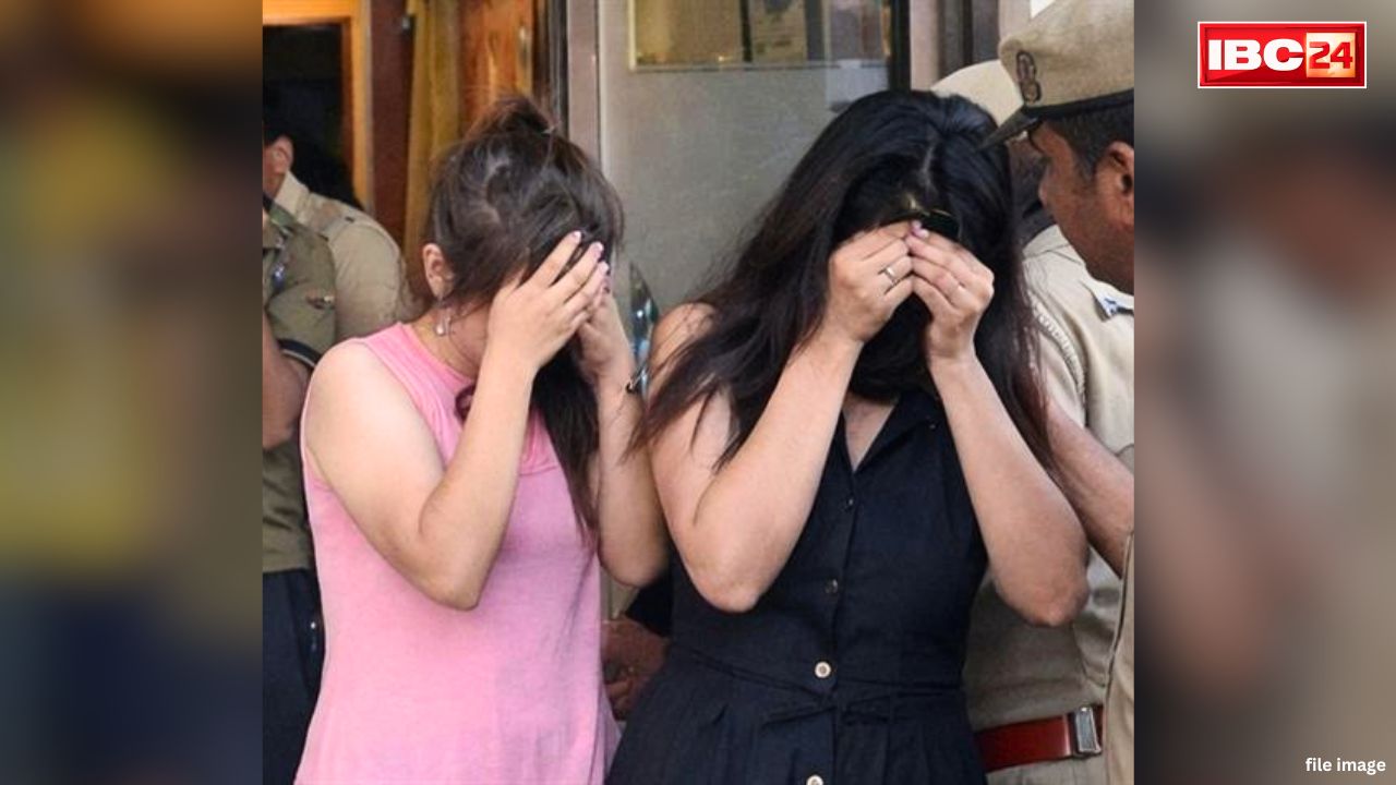 Jabalpur Sex Racket Busted: न्यायधानी के इस मकान में चल रहा था ‘जिस्मफरोशी’ का धंधा.. परिवार के लोग ही चला रहे थे सेक्स रैकेट, जानें कितने गिरफ्तार..