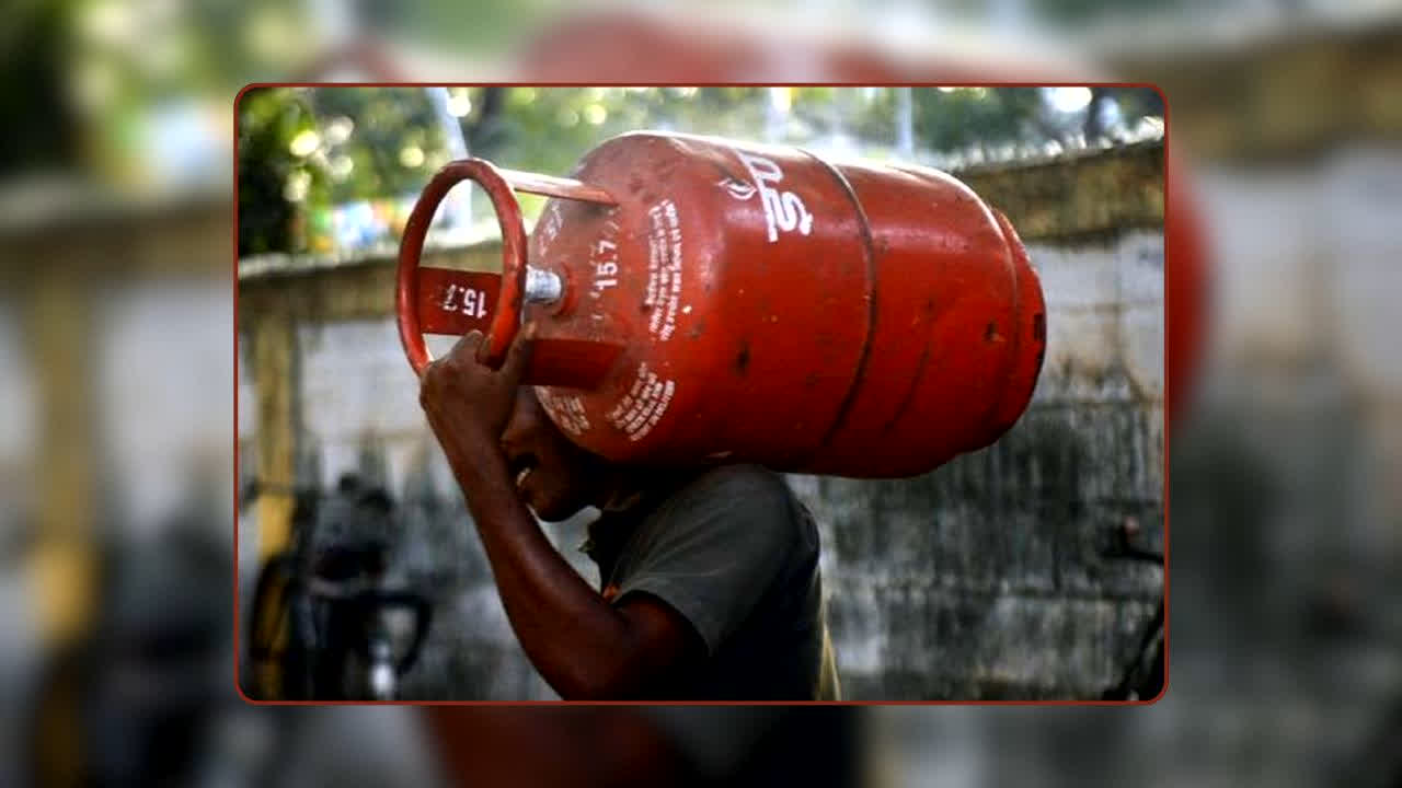 LPG Gas Cylinder Rate 05 July 2026: रविवार सुबह LPG के नए रेट जारी होते ही लोगों के मन में उठा एक सवाल- क्या आज सस्ता हुआ गैस सिलेंडर? जानें ताजा भाव
