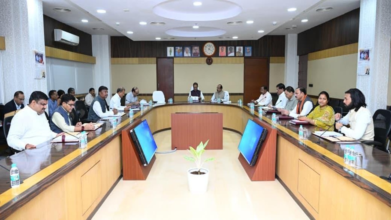 Sai Cabinet Decision News: ईज ऑफ डूइंग बिजनेस विधेयक लाएगी साय सरकार, छत्तीसगढ़ को होगा ये तगड़ा फायदा, कैबिनेट की बैठक में लगी मुहर