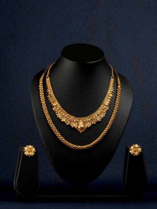 Gold Tips: सोना खरीदने से पहले जान लें ये राज, वरना हो सकता है बड़ा नुकसान!