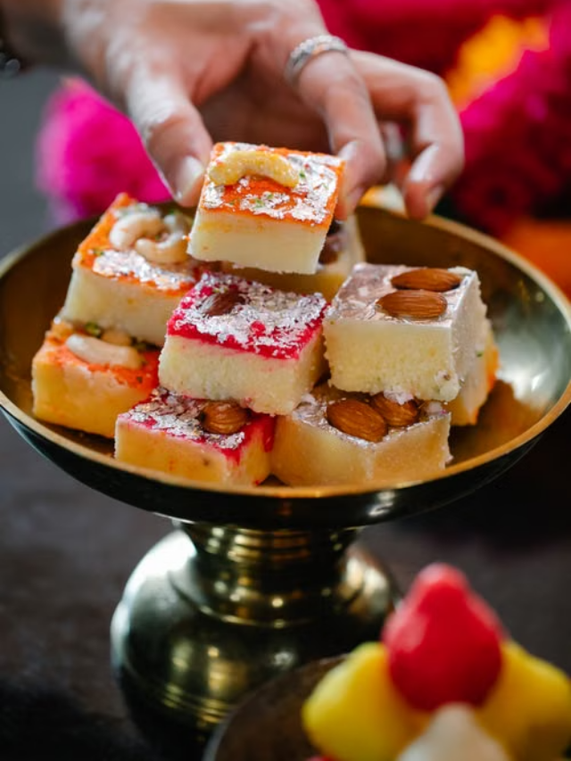 Sweets Made From Vegetables : स्वाद में नंबर 1! इन 5 हरी सब्जियों से बनती हैं भारत की सबसे मशहूर और लाजवाब मिठाइयाँ