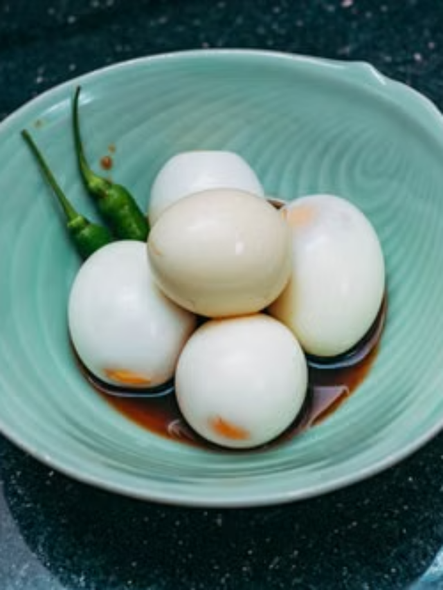 Boiled Eggs Benefits : सेहत का पावरहाउस! सुबह खाली पेट 2 उबले अंडे खाने के 5 जादुई फायदे