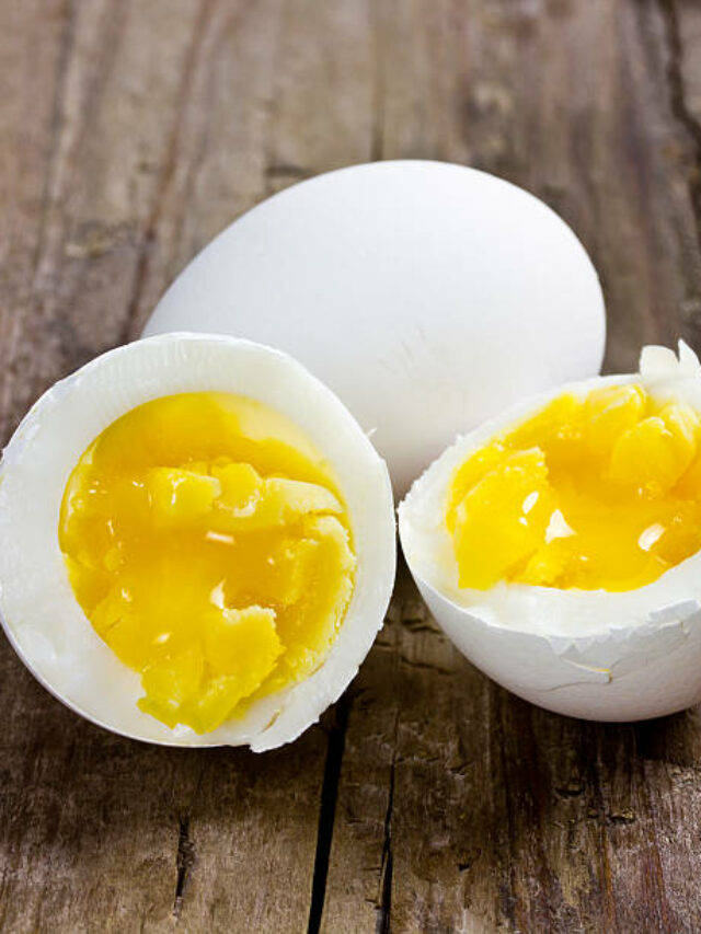 Boiled Egg Benefits in Hindi: रोज 1 बॉयल अंडा खाने से शरीर को मिलते हैं ये 9 जबरदस्त फायदे, जानकर आप भी रह जाएंगे हैरान