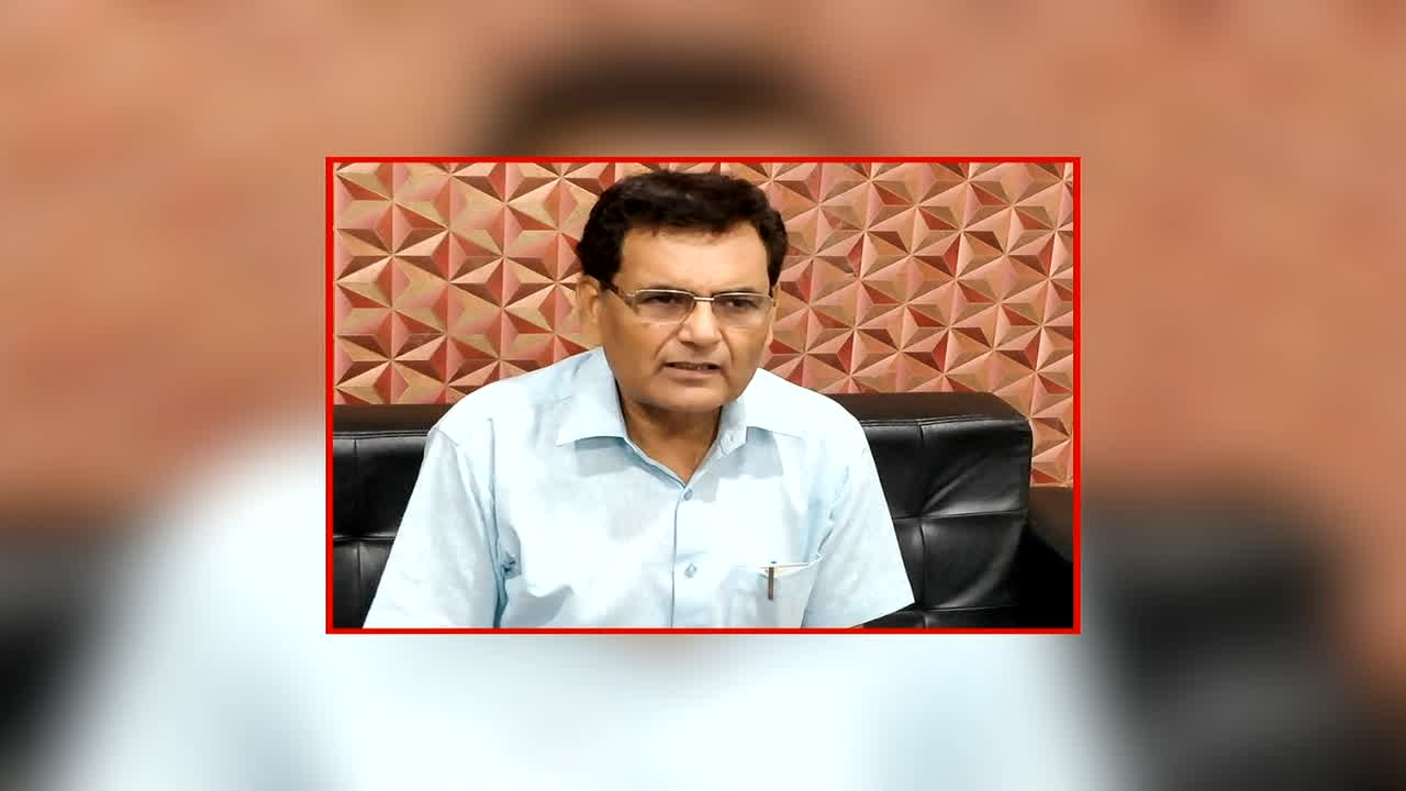 Lalji Nirmal On Mohan Bhagwat Statement: आरक्षण पर नई सियासत!…मोहन भागवत के बयान का डॉ. लालजी निर्मल ने किया स्वागत, सपा और अखिलेश यादव पर साधा निशाना
