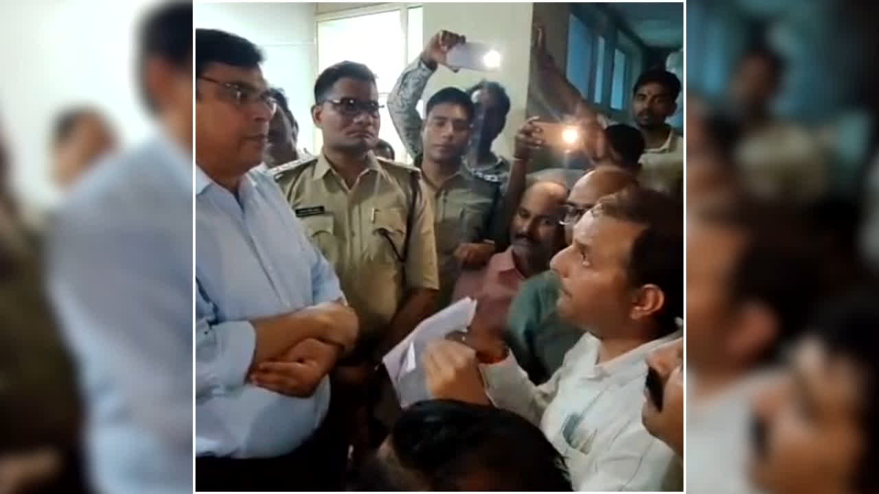 MP Teachers TET Protest: TET के विरोध में दिल्ली जा रहे शिक्षकों को क्यों रोका गया? पुलिस ने किया ये बड़ा दावा, थाने में रातभर हुआ हंगामा