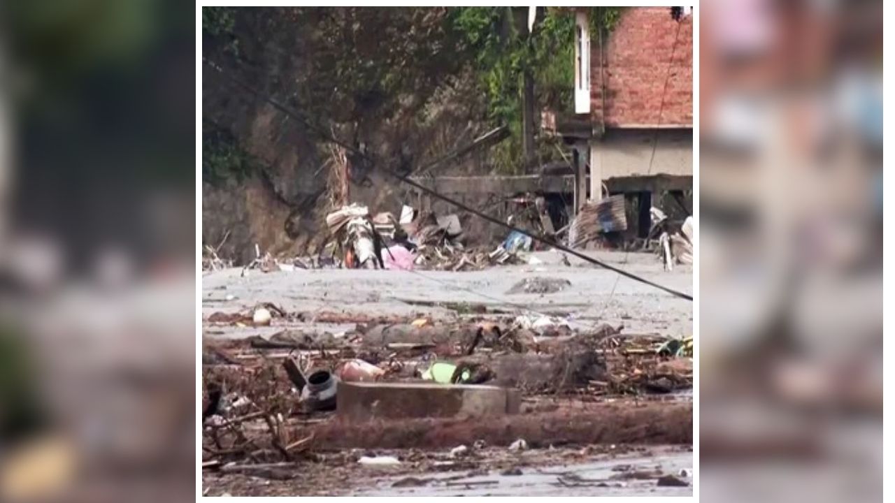 Nepal Flood Latest Update: नेपाल में आई भीषण बाढ़ में लापता हुई राजधानी रायपुर की ये युवती, परिजनों से टूटा संपर्क, अब सरकार ने जारी की हेल्पलाइन नंबर