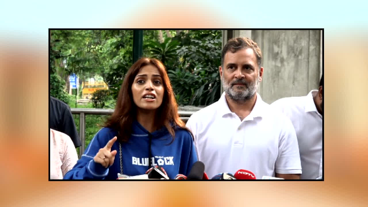 Rahul Gandhi On Jantar Mantar : ‘गुंडे भेजे, बच्ची को डराया और माफी मंगवाई…’ राहुल गांधी का बड़ा दावा, छात्रों के साथ खोला मोर्चा
