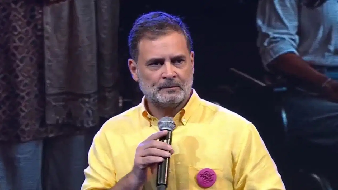 Rahul Gandhi Latest News: ‘महिलाएं देश की ताकत, मनुस्मृति में उनकी गलत व्याख्या’.. छात्रों की गूंज कार्यक्रम में राहुल गांधी का बड़ा बयान
