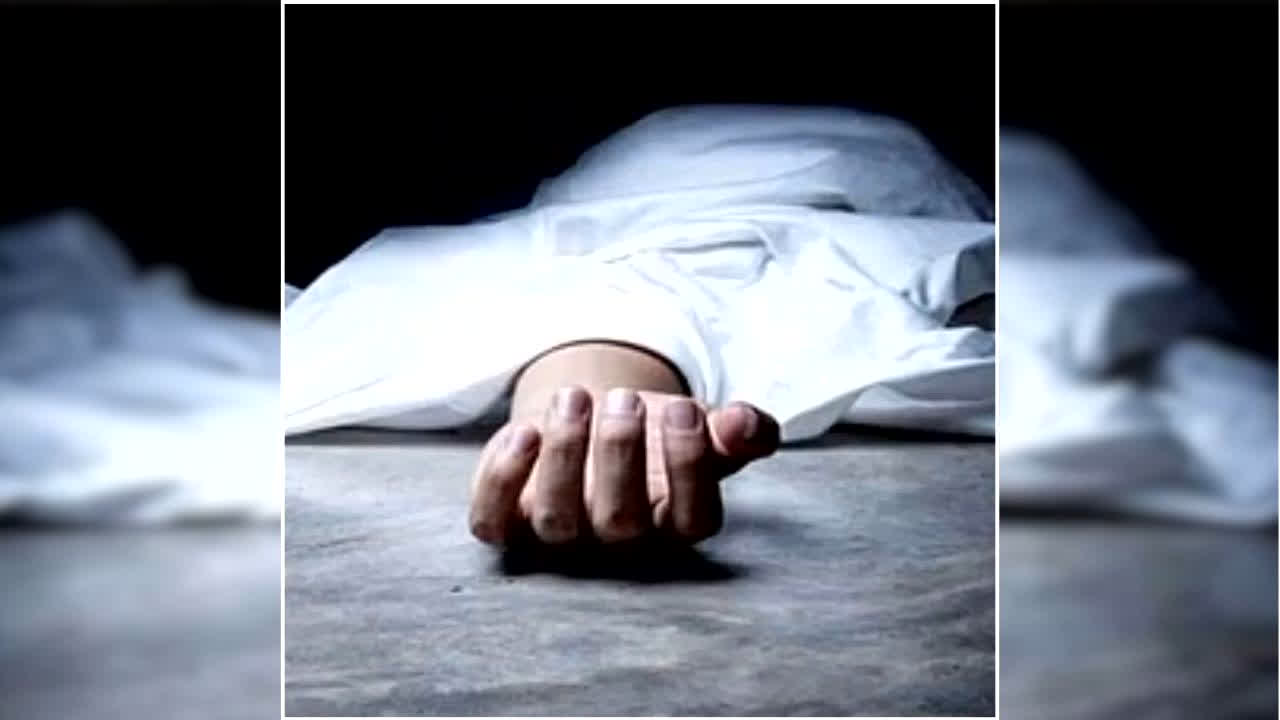 Raipur Police Constable Sucide News: राजधानी में पुलिस लाइन में पदस्थ आरक्षक ने दी जान, पुलिस महकमें में मचा हड़कंप