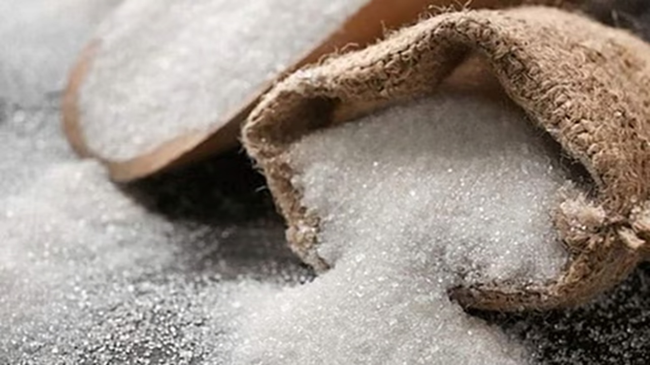 Lower Sugar Prices: देश में अब कम होगी चीनी की कीमत! मोदी सरकार ने लिया ये बड़ा फैसला, इतने रुपए तक हो सकते हैं दाम