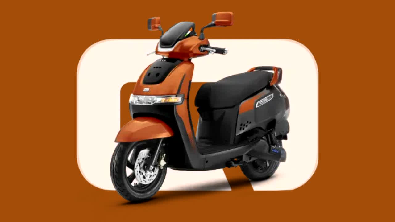 TVS iQube Sales Growth: सिर्फ 42 रुपये में 212KM का सफर! 60 हजार रुपये वाली इस स्कूटी ने मचाई धूम, जानिए आखिर क्या है इसमें खास?