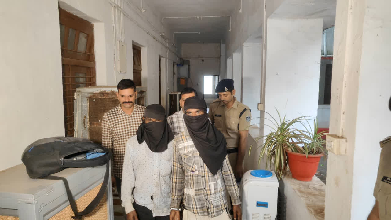 Guna Crime News: सचिव के घर से करोड़ों के जेवर ले उड़ें थे शातिर, 6 दिन बाद ऐसे खुला चोरी राज, पारदी गिरोह के दो आरोपी गिरफ्तार