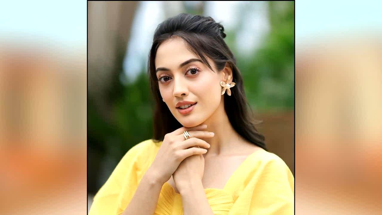 Actor Aditi Sharma News : शादी के 8 महीने बाद मशहूर  एक्ट्रेस ने पति-सास पर दर्ज कराई FIR! मंगलसूत्र से लेकर मारपीट तक लगाए गंभीर आरोप