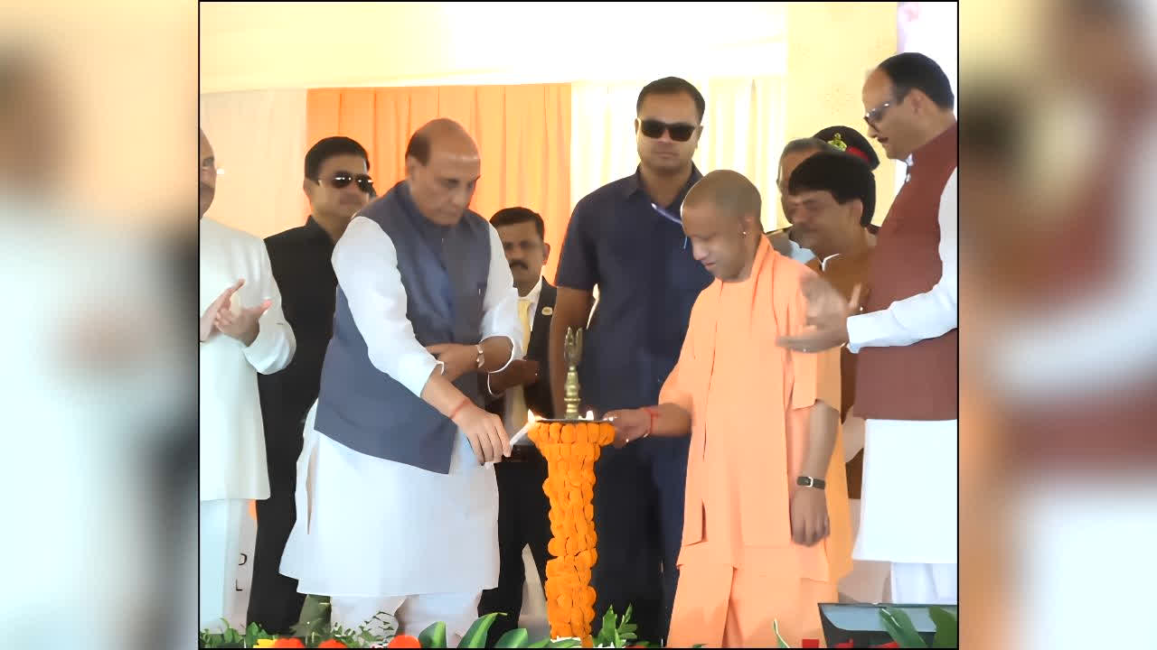 Lucknow Development Projects : लखनऊ छावनी का बदलेगा पूरा रंग-रूप! 101 करोड़ की 12 परियोजनाओं की सौगात, रक्षा मंत्री राजनाथ-सीएम योगी ने किया शिलान्यास