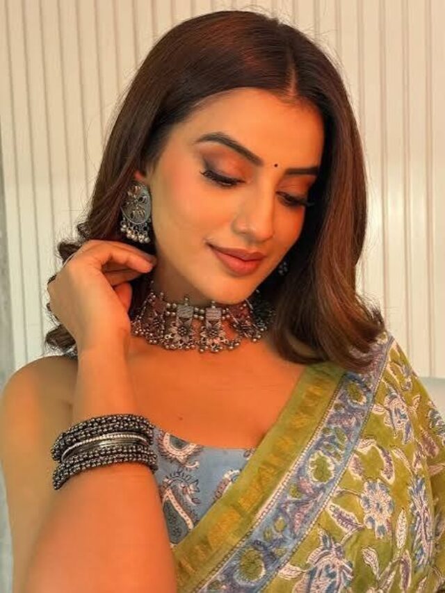 Akshara Singh Desi Traditional Look: अपने सादगी भरे अंदाज से इस एक्ट्रेस ने फैंस को किया मदहोश, तस्वीरें हुई सोशल मीडिया पर वायरल