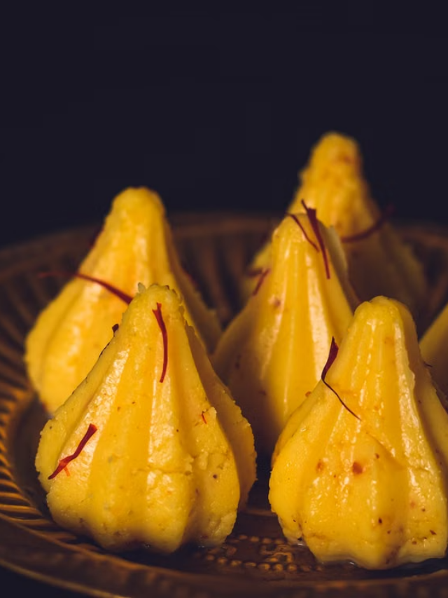 Indian sweets : स्वाद का इतिहास! भारत की 5 सबसे पुरानी मिठाइयां, जिनका इतिहास जानकर रह जाएंगे हैरान