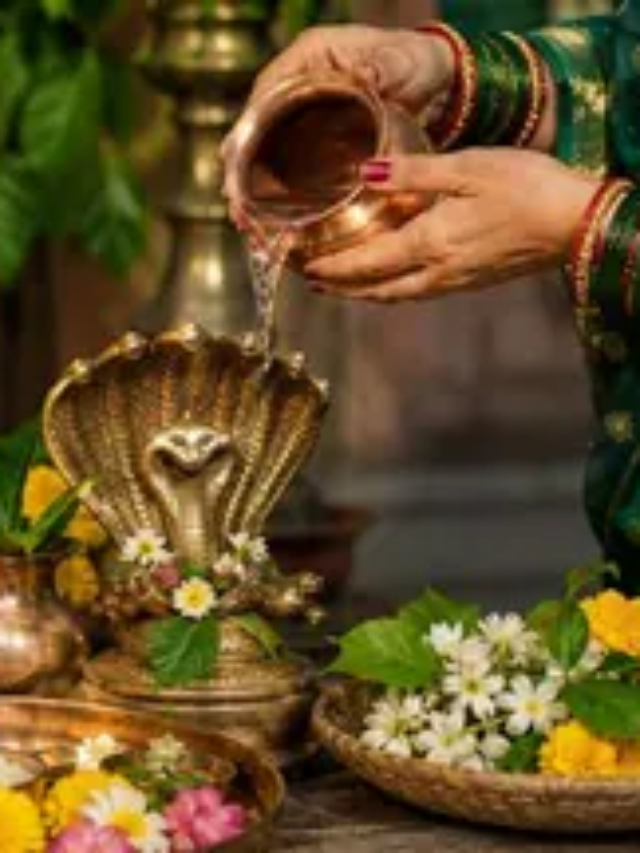 Nag Panchami 2026: नाग पंचमी पर जरूर सुनें ये पौराणिक कथा, जानें पूजा का महत्व और शुभ मुहूर्त