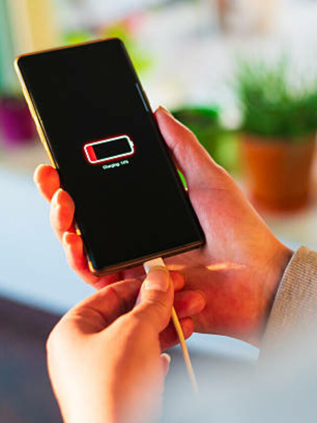 Fast Charging Battery Damage: क्या Fast Charging से फोन की Battery जल्दी खराब होती है? जानिए सच, कहीं आप तो नहीं कर रहे ये गलती!