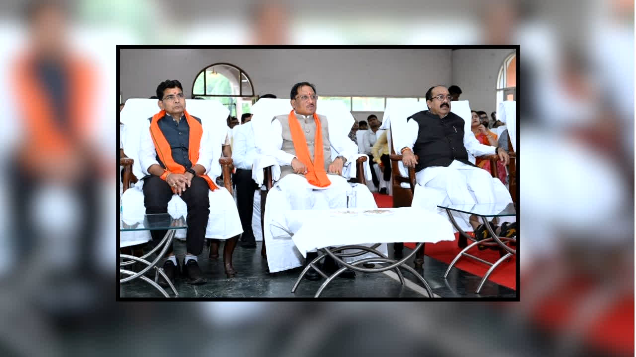 Mann Ki Baat 137th Episode: CM साय ने सुनी ‘मन की बात’ की 137वीं कड़ी, देशभर की प्रतिभाओं को लेकर कही बड़ी बात, छत्तीसगढ़ की बेटी का भी हुआ जिक्र