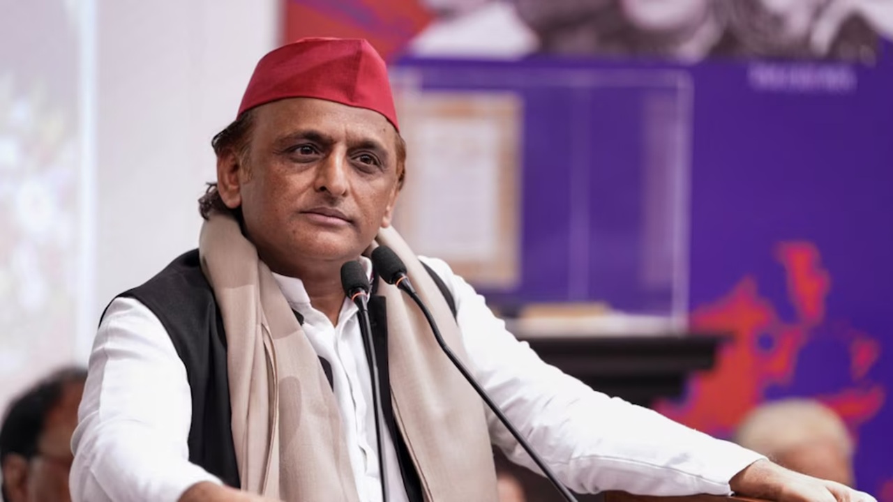 UP Political News: ‘रस्सी जल गई, लेकिन अकड़ नहीं गई’.. इन मामलों को लेकर बीजेपी प्रवक्ता दिनेश प्रताप सिंह का अखिलेश पर हमला, कहा- सपने देखना बंद करें सपा सुप्रीमो