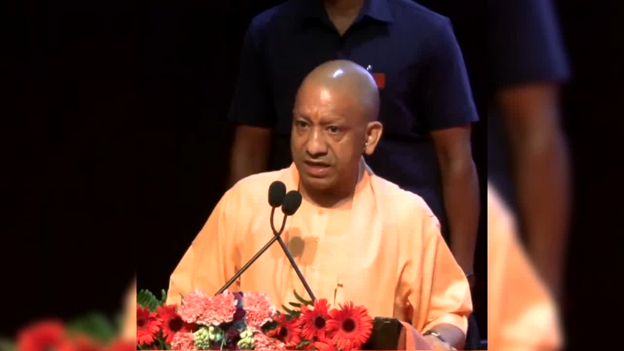 CM Yogi on Samajwadi Party: सपा के उपदेशक नेता गिनते जाएं, हम छह महीने में एक लाख से अधिक नौजवानों को नियुक्ति देंगे, सीएम योगी का समाजवादी पार्टी पर हमला