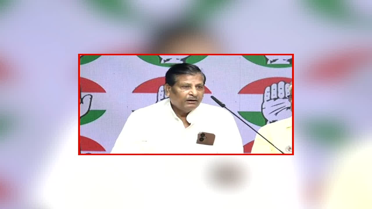 OBC Leader Hira Thakur joins Congress: भाजपा को लगा बड़ा झटका, इस सीनियर नेता ने पार्टी से दिया इस्तीफा, कांग्रेस में हुए शामिल