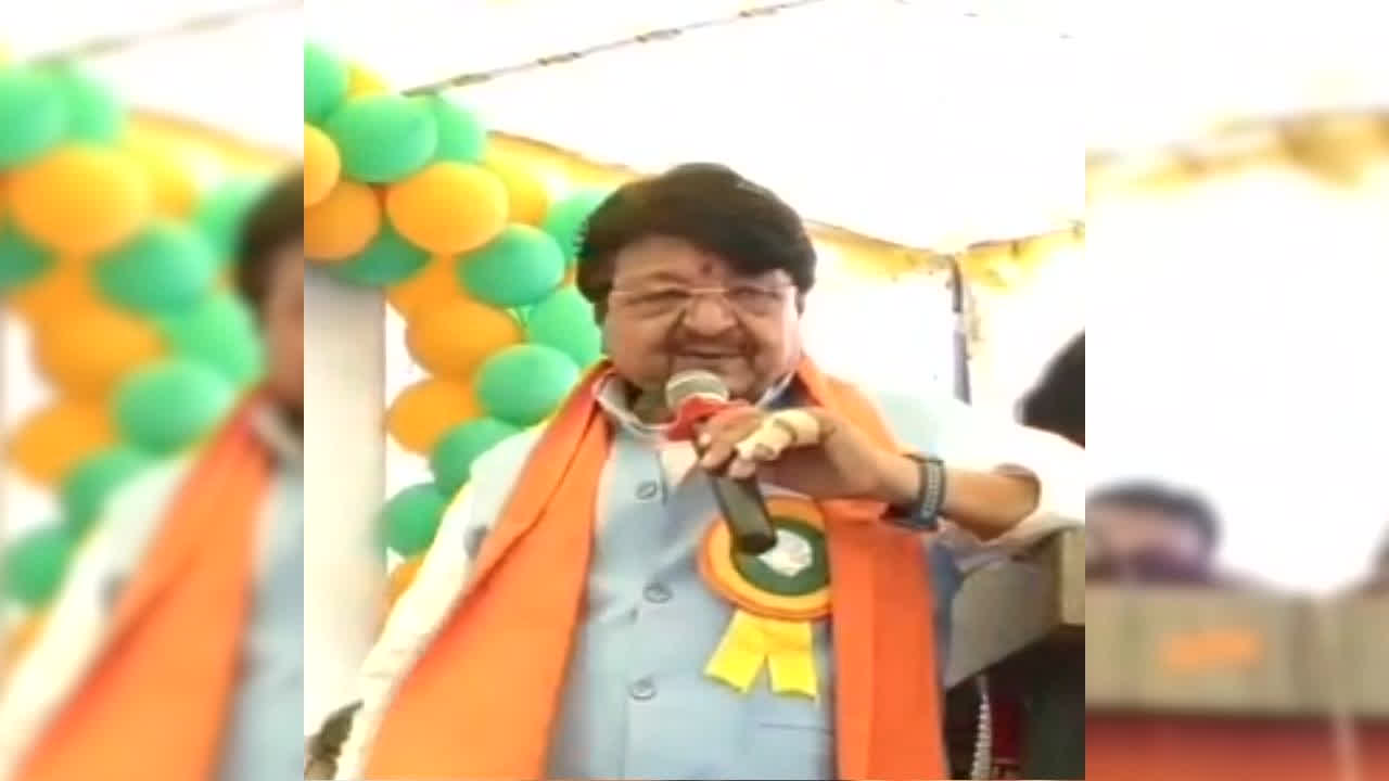 Kailash Vijayvargiya Viral Video: ‘संध्या दीदी की भी ज़रा चौड़ाई बढ़ गई, थोड़ी सी’, महिला पार्षद पर टिप्पणी को लेकर घिरे कैलाश विजयवर्गीय, वीडियो वायरल