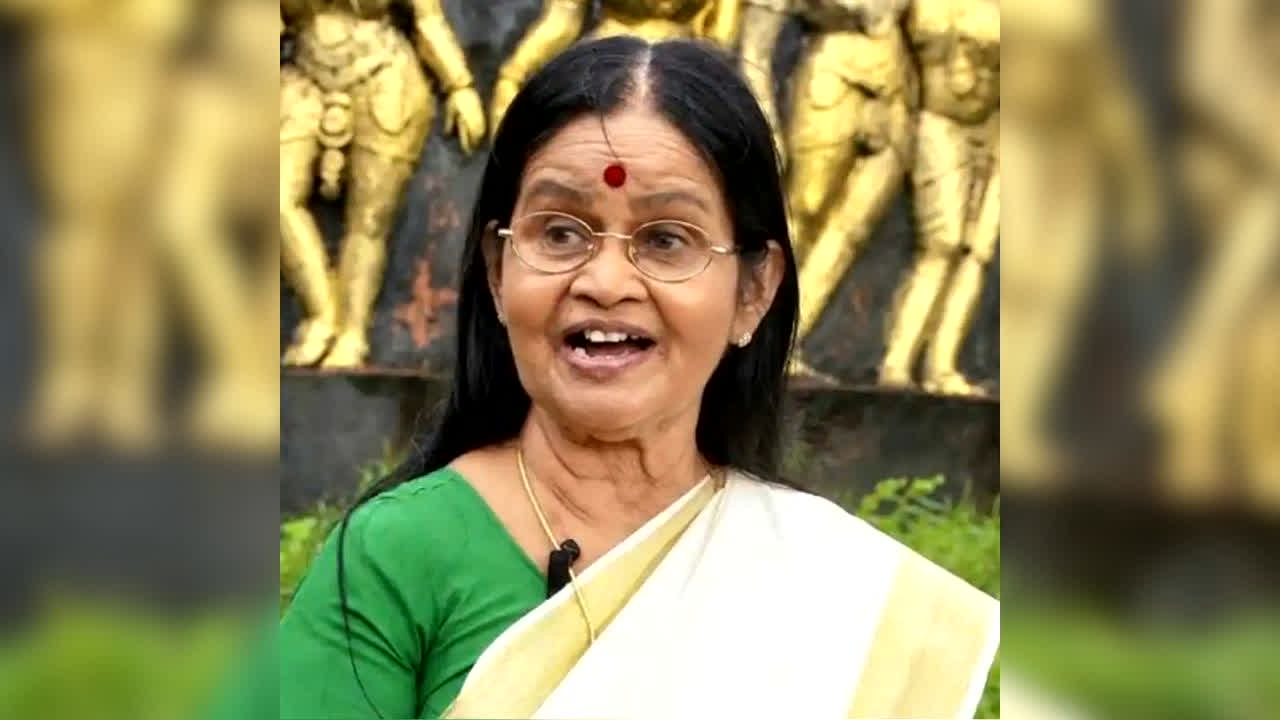Actress Savitri Sreedharan Death: इस दिग्गज अभिनेत्री का निधन, महज 16 साल की उम्र में की थी अभिनय की शुरुआत, फिल्म इंडस्ट्री में शोक की लहर