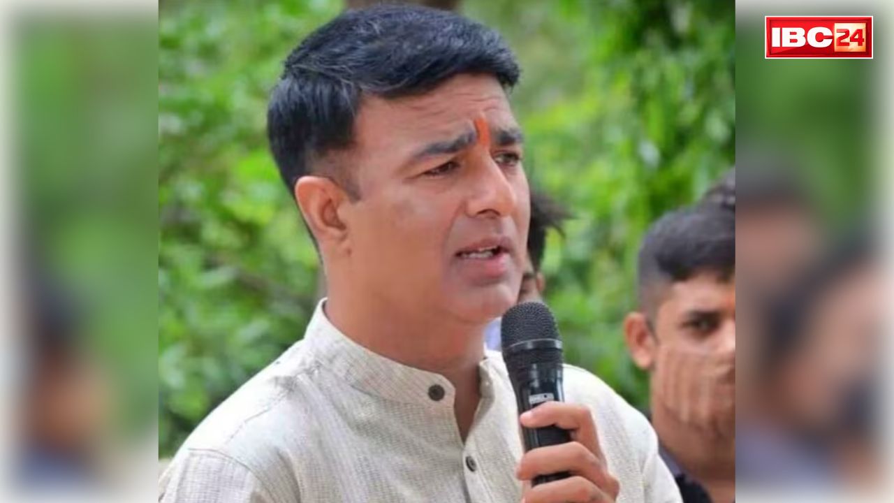 Sangeet Som targets SP: ‘हिंदू कट रहे थे, अखिलेश सैफई में डांस देख रहे थे’.. संगीत सोम ने मुजफ्फरनगर दंगे की बरसी पर सपा को घेरा