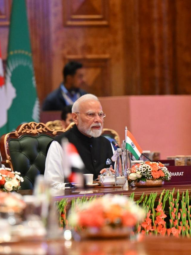 PM Modi Birthday: एक के बाद एक सियासी पड़ाव... आखिर कैसे PM पद तक पहुंचे नरेंद्र मोदी?