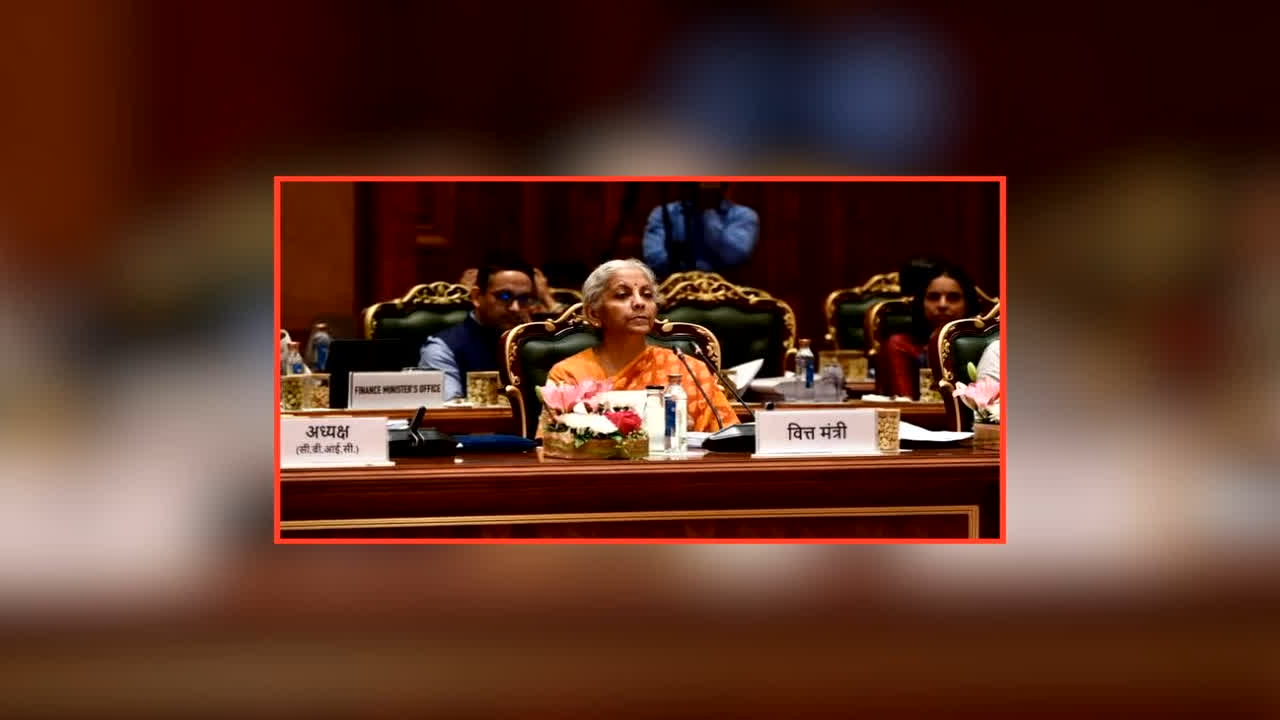 जीएसटी परिषद ने अधिकारियों का गिरफ्तारी अधिकार खत्म किया