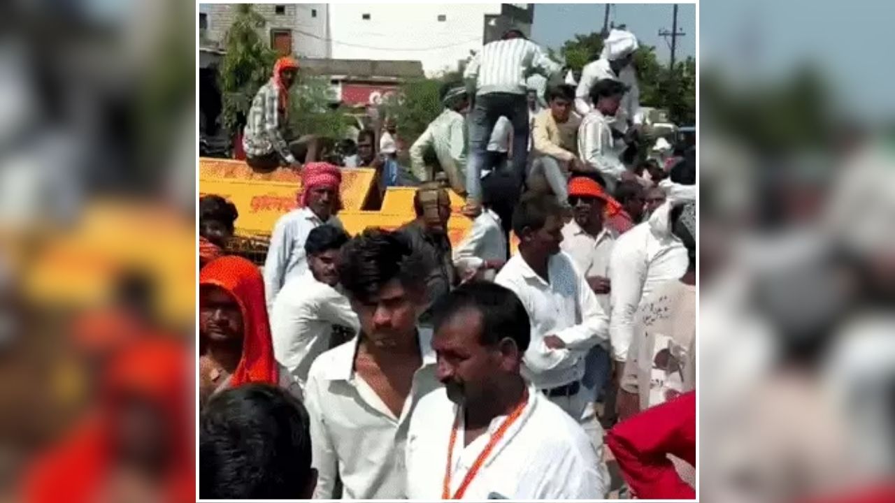 कवर्धा में 2 हजार ट्रैक्टरों के साथ किसान प्रदर्शन