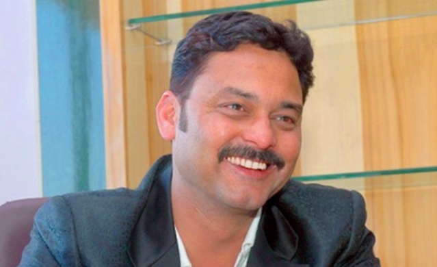 भाजपा MLA संजय पाठक ने जताई सरकारी कर्मचारियों के प्रति नाराजगी, कांग्रेस ने थपथपाई पीठ