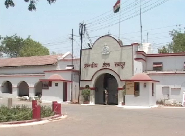 कलेक्टर ठाकुरराम सिंह ने किया सेंट्रल जेल का औचक निरीक्षण