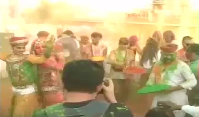 मप्र के कई शहरों में बुधवार को मनाई जा रही है होली